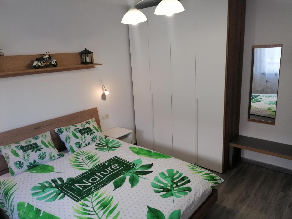 Vila Veronika 2 Pula Luaran gambar