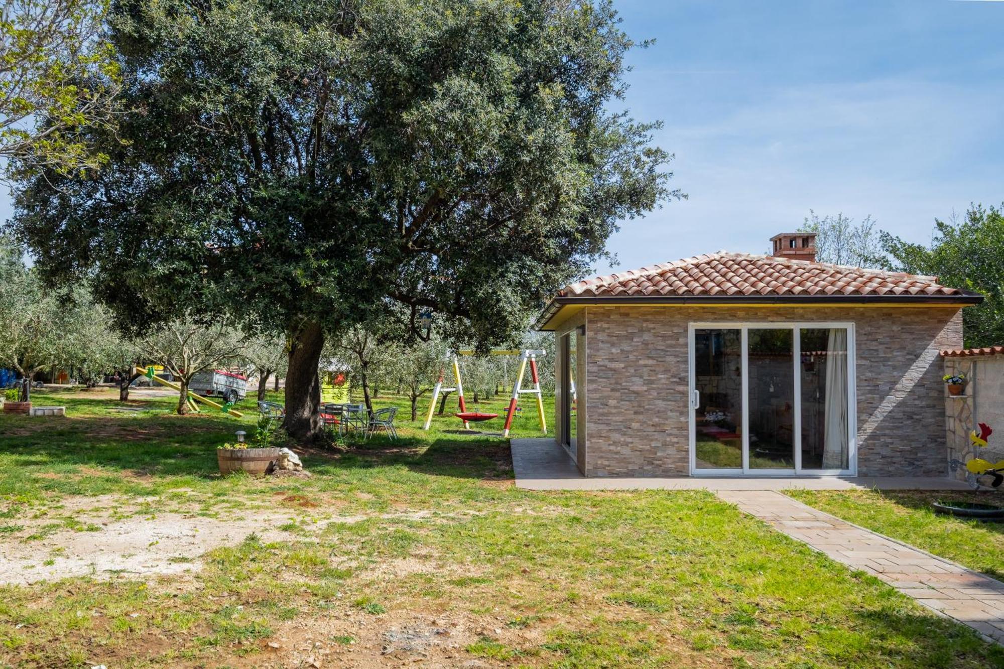 Vila Veronika 2 Pula Luaran gambar